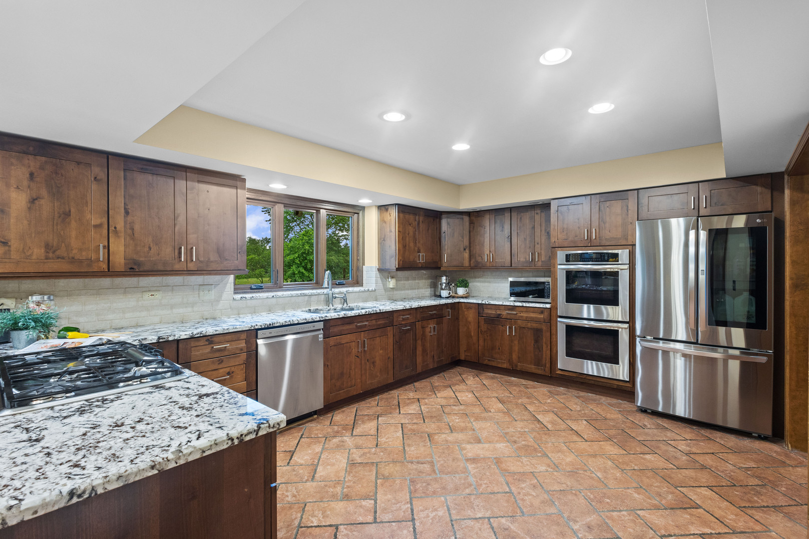 16 Old Barn Road Hawthorn Woods, IL 60047 - Photo 11 of 42