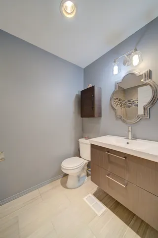 $429,000 | 1324 South Main Street, Lombard, IL 60148