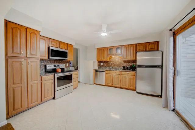 $429,000 | 1324 South Main Street, Lombard, IL 60148