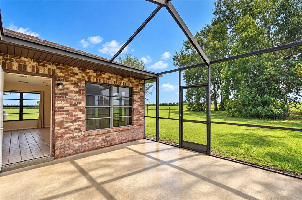 38740 Wilds Road Dade City, FL 33525 - Photo 17 of 38 Gallery Image 17