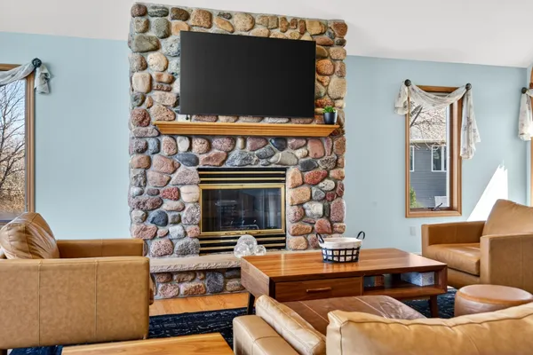 $524,900 | 76 Shore Drive, Clintonville, WI 54929