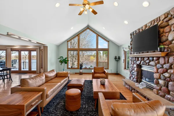 $524,900 | 76 Shore Drive, Clintonville, WI 54929