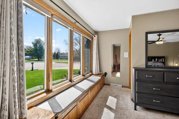 $524,900 | 76 Shore Drive, Clintonville, WI 54929