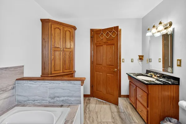 $524,900 | 76 Shore Drive, Clintonville, WI 54929