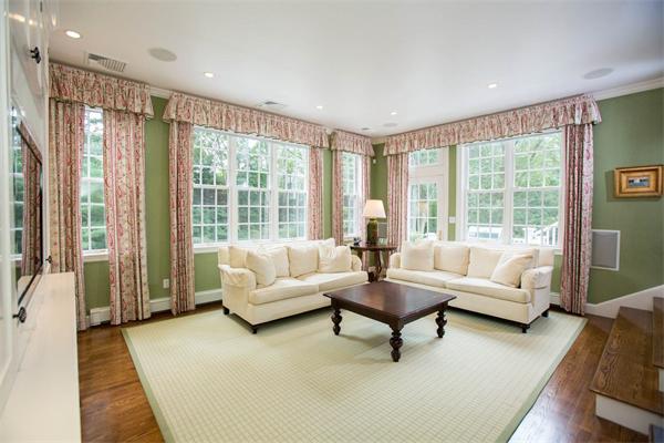 46 Thackeray Road Wellesley, MA 02481 - Photo 8 of 13