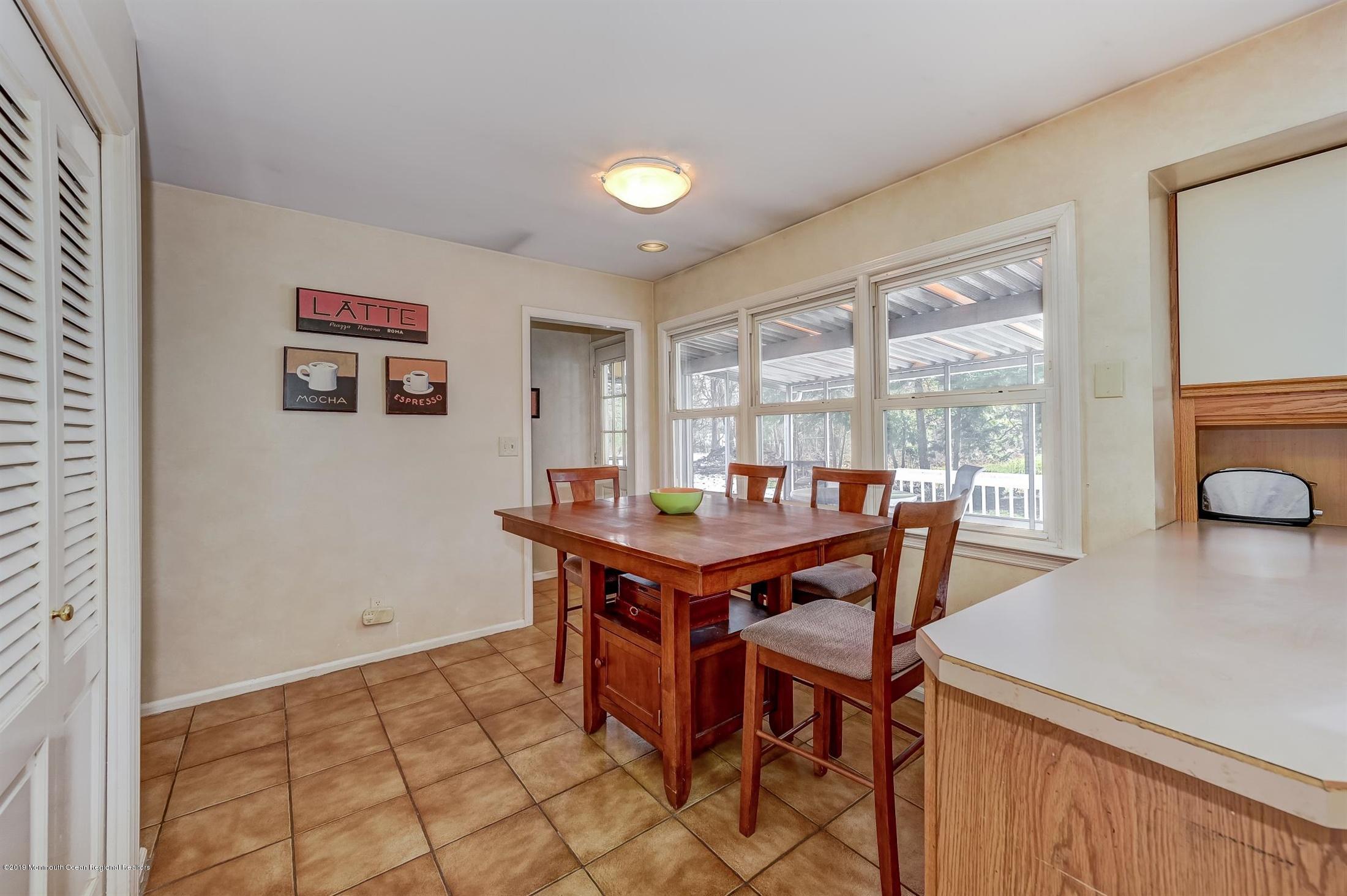 3 Fairway East Colts Neck, NJ 07722 - Photo 19 of 54 18-Kitchen