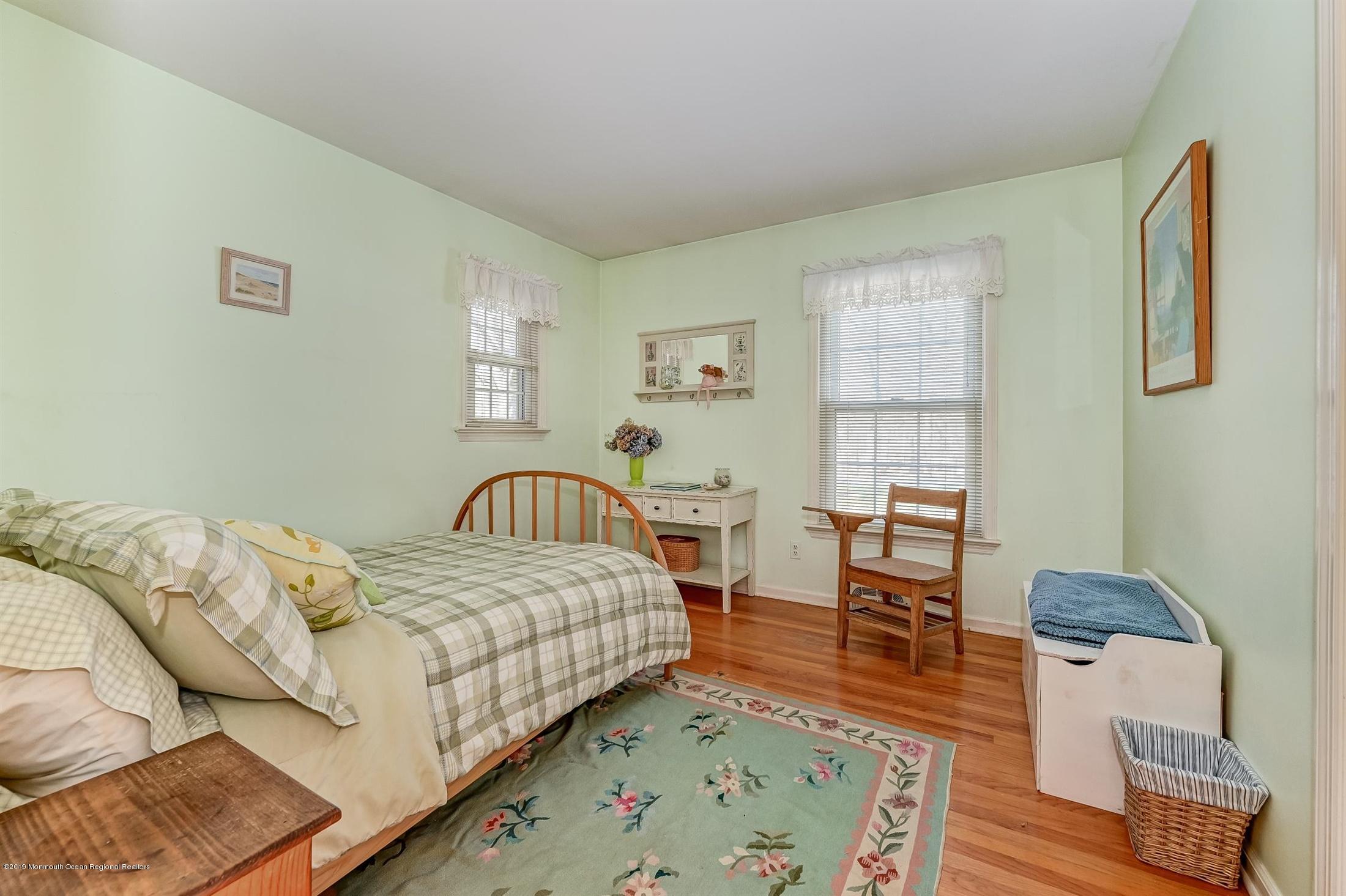 3 Fairway East Colts Neck, NJ 07722 - Photo 26 of 54 25-Bedroom