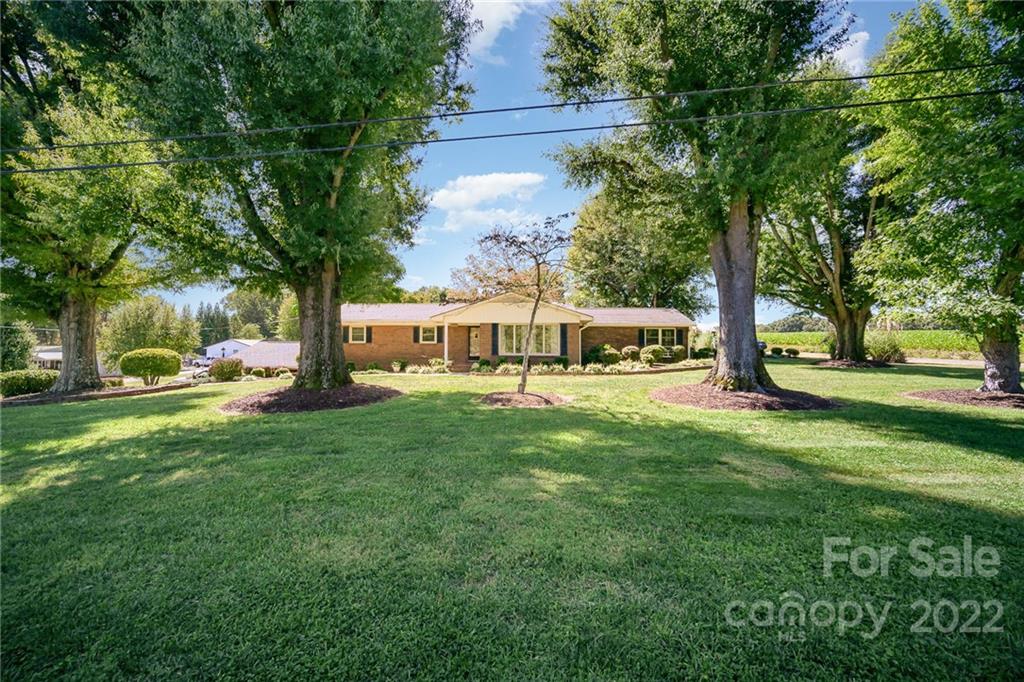 40769 Hearne Road New London, NC 28127 - Photo 3 of 35 Gallery Image 3