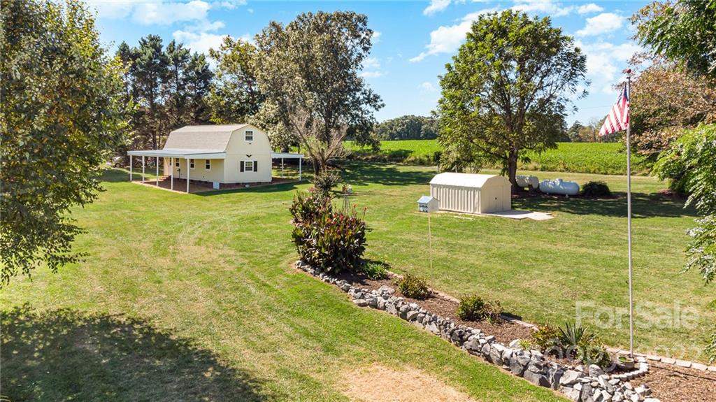 40769 Hearne Road New London, NC 28127 - Photo 31 of 35 Gallery Image 31