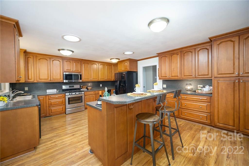 40769 Hearne Road New London, NC 28127 - Photo 9 of 35 Gallery Image 9