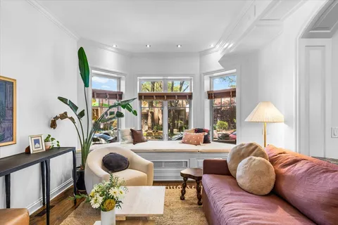 $1,349,000 | 1819 North Whipple Street, Chicago, IL 60647
