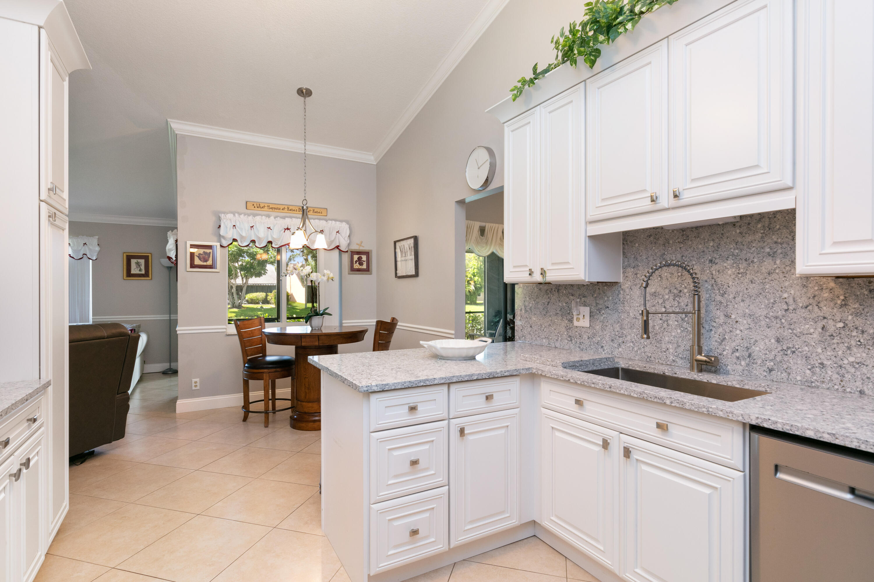 8549 Eagle Run Drive Boca Raton, FL 33434 - Photo 12 of 36 2M8A3955