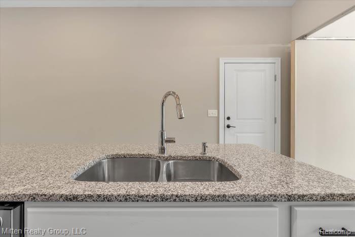 3217 Rice Lansing, MI 48911 - Photo 12 of 25