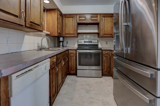 $335,000 | 916 North Woodruff Road, Spokane Valley, WA 99206