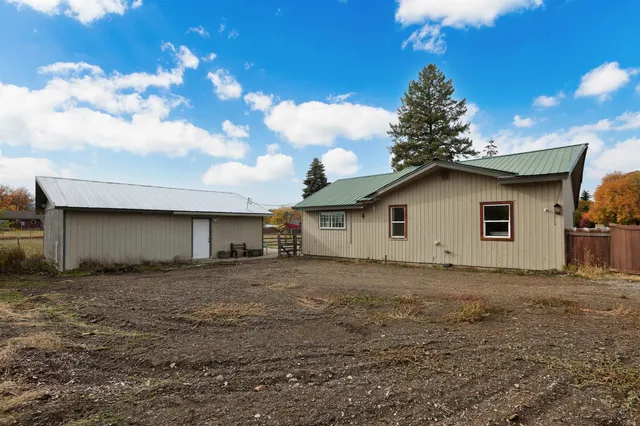 $335,000 | 916 North Woodruff Road, Spokane Valley, WA 99206