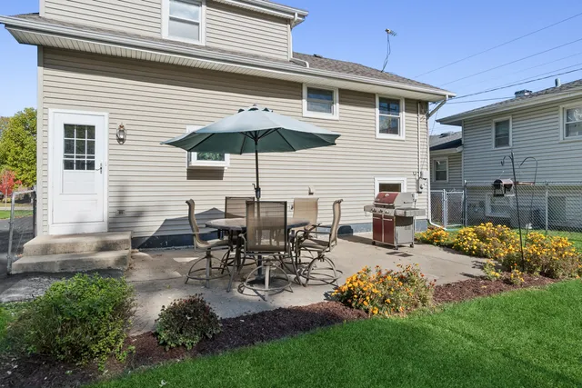 $435,000 | 1316 Wilson Avenue, Wheaton, IL 60189
