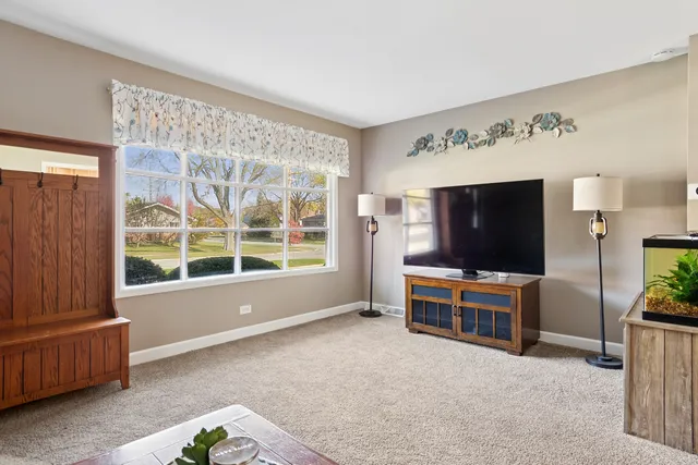 $435,000 | 1316 Wilson Avenue, Wheaton, IL 60189