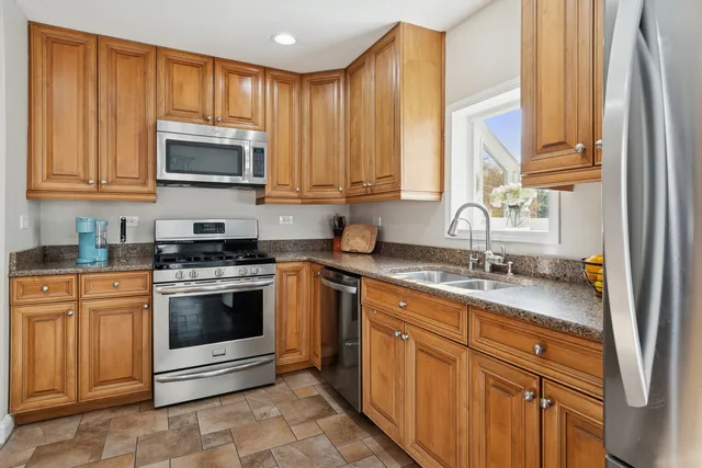 $435,000 | 1316 Wilson Avenue, Wheaton, IL 60189