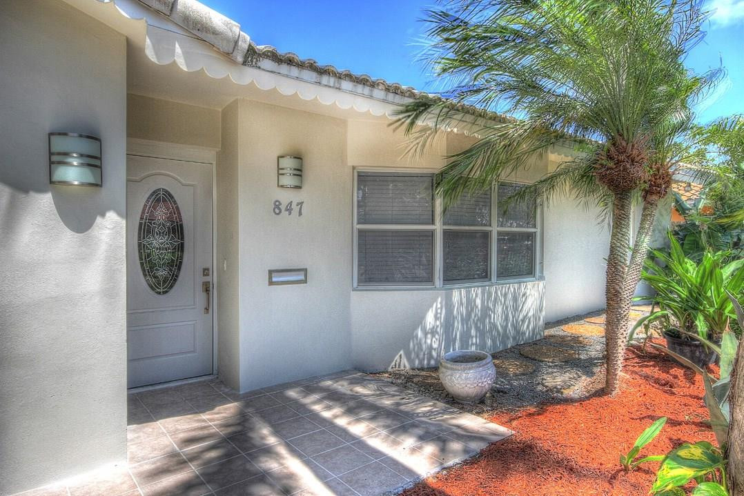 847 Northwest 7th Street Boca Raton, FL 33486 - Photo 3 of 20 Photo 3