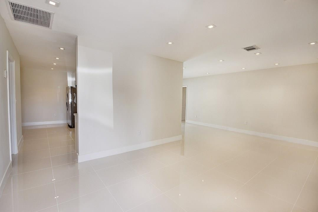 847 Northwest 7th Street Boca Raton, FL 33486 - Photo 4 of 20 Photo 4
