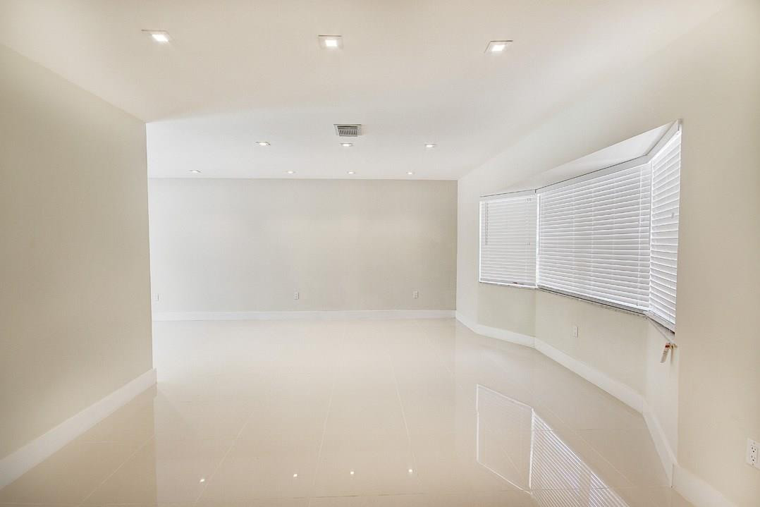 847 Northwest 7th Street Boca Raton, FL 33486 - Photo 5 of 20 Photo 5