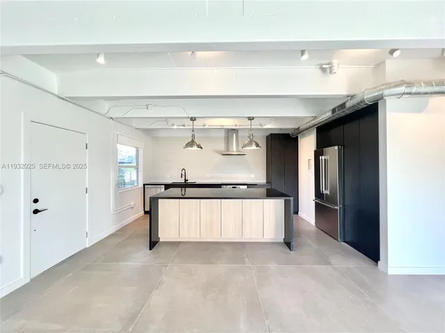 $4,750 | 6815 Edgewater Drive, Unit 308, Coral Gables, FL 33133