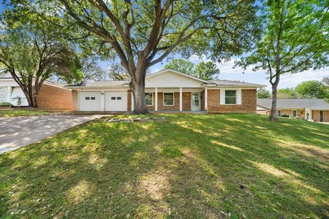 $399,000 | 1803 Windlea Drive, Euless, TX 76040