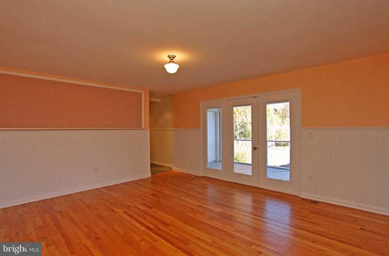 500 Ferry Point Road Annapolis, MD 21403 - Photo 7 of 27 Family Room
