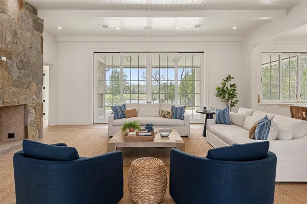 $3,975,000 | 3810 Windward Way, Malakoff, TX 75148