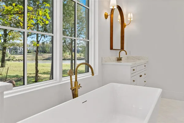 $3,975,000 | 3810 Windward Way, Malakoff, TX 75148