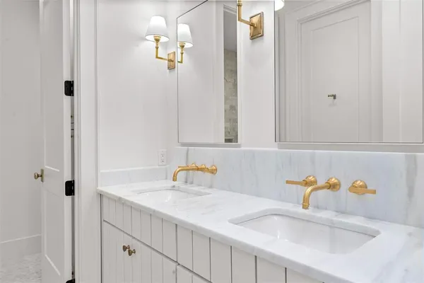 $3,975,000 | 3810 Windward Way, Malakoff, TX 75148