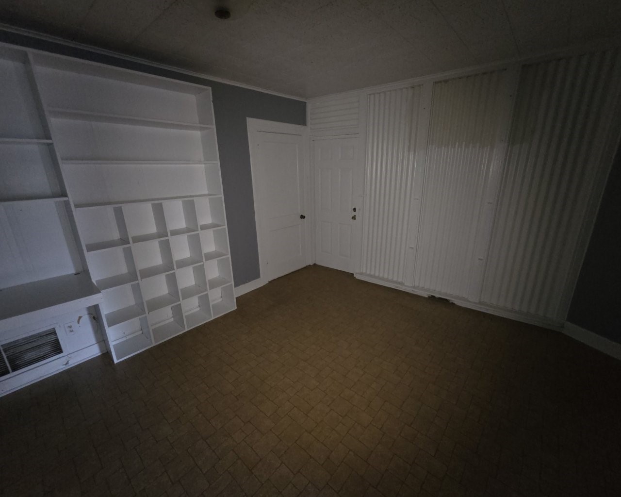 813 North Morgan Street Angleton, TX 77515 - Photo 6 of 22 Study or office space