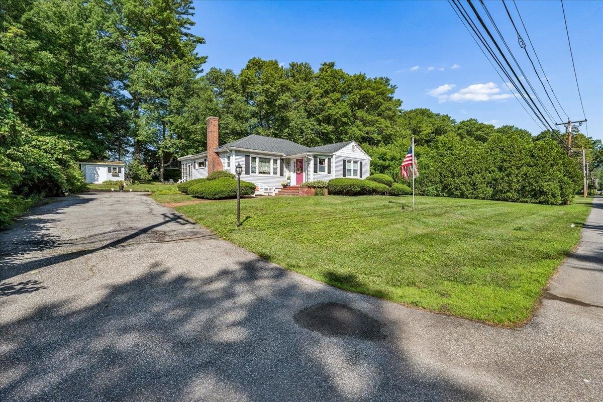 97 Old Rockingham Road Salem, NH 03079 - Photo 35 of 54