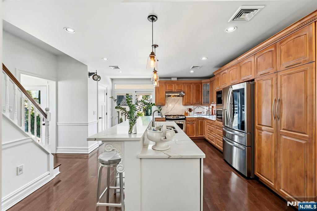 209 West Passaic Avenue Rutherford, NJ 07070 - Photo 16 of 50