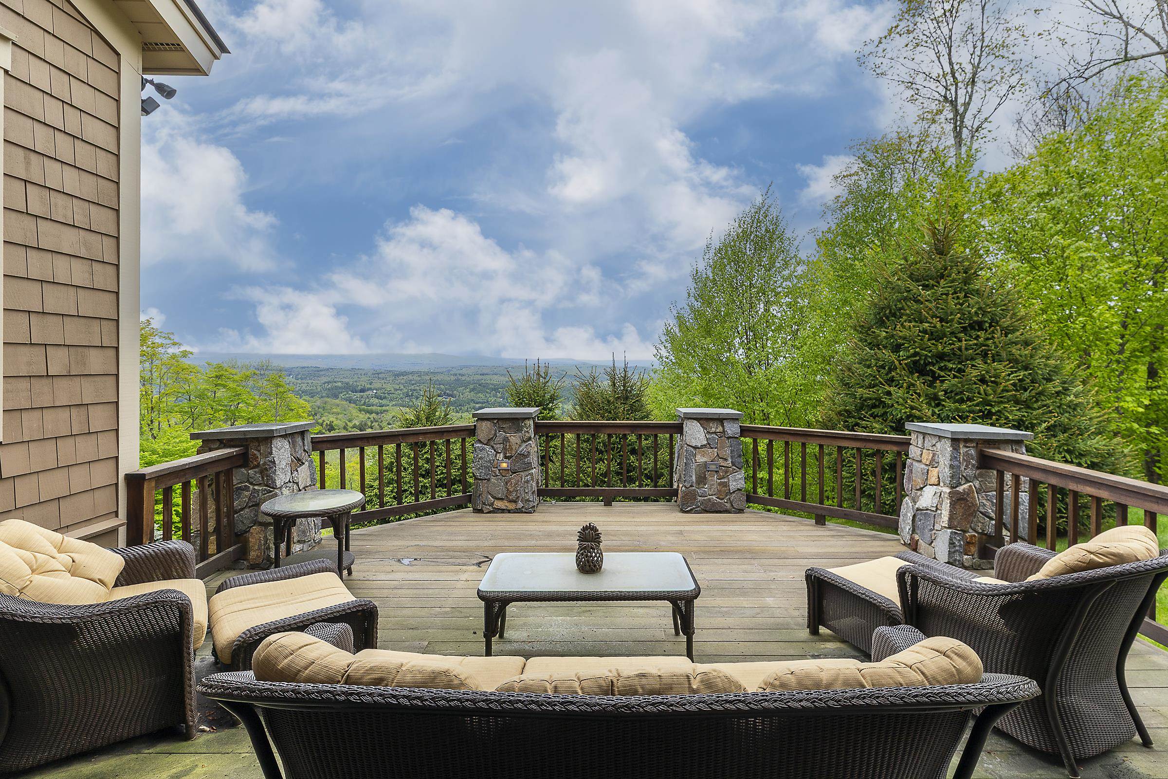69 Upper Taylor Hill Road, Unit D Winhall, VT 05340 - Photo 5 of 39