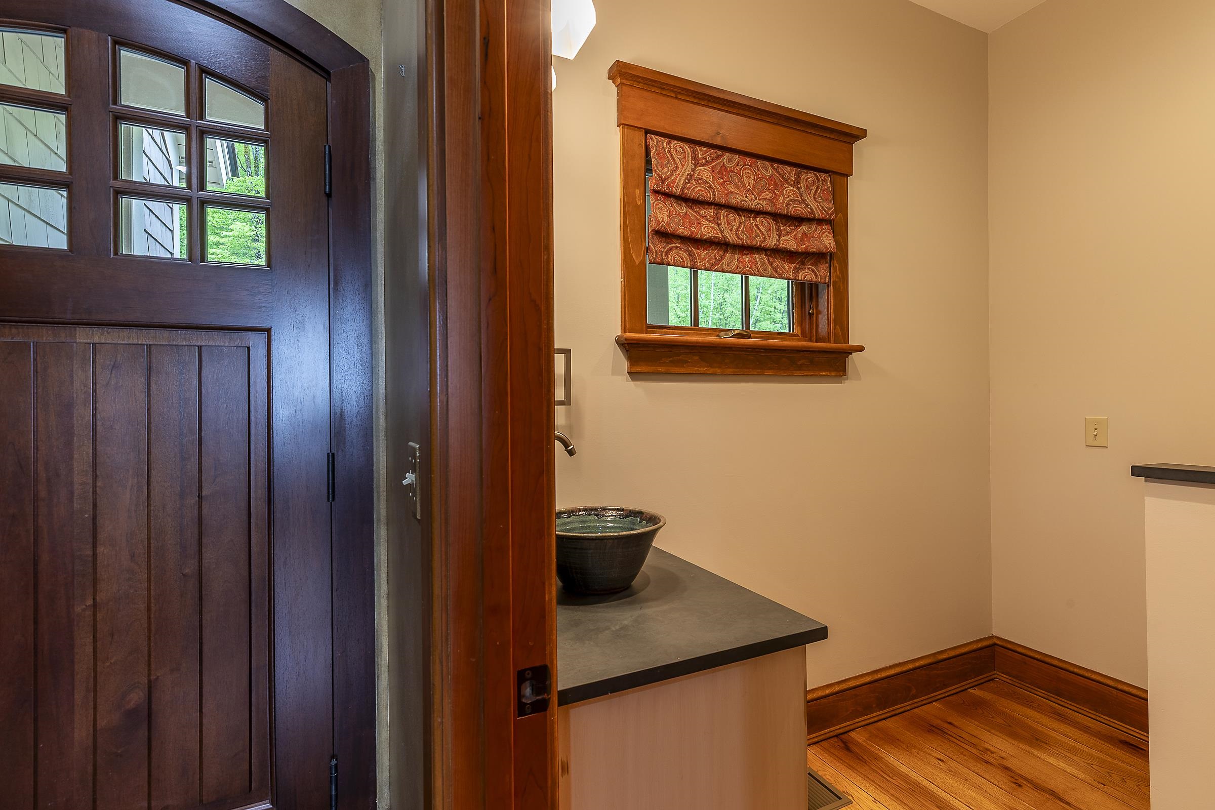 69 Upper Taylor Hill Road, Unit D Winhall, VT 05340 - Photo 9 of 39