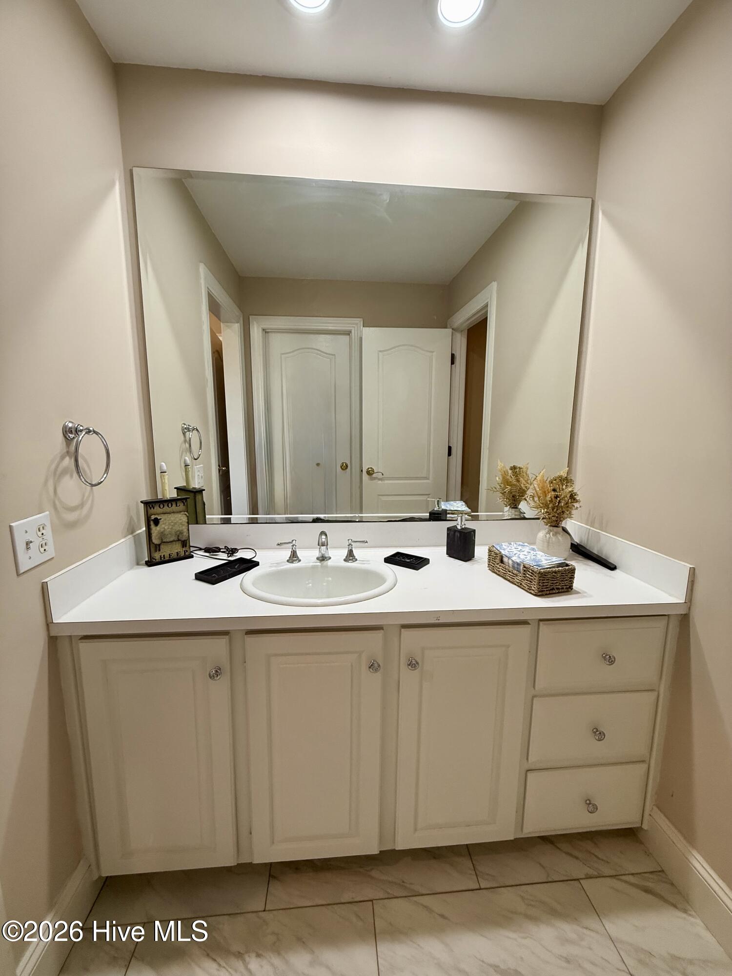 1285 Bear Grass Road Williamston, NC 27892 - Photo 116 of 130 Jack -n- Jill Bathroom