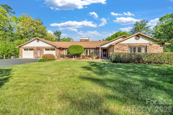$640,000 | 218 Brown Road, Hendersonville, NC 28791