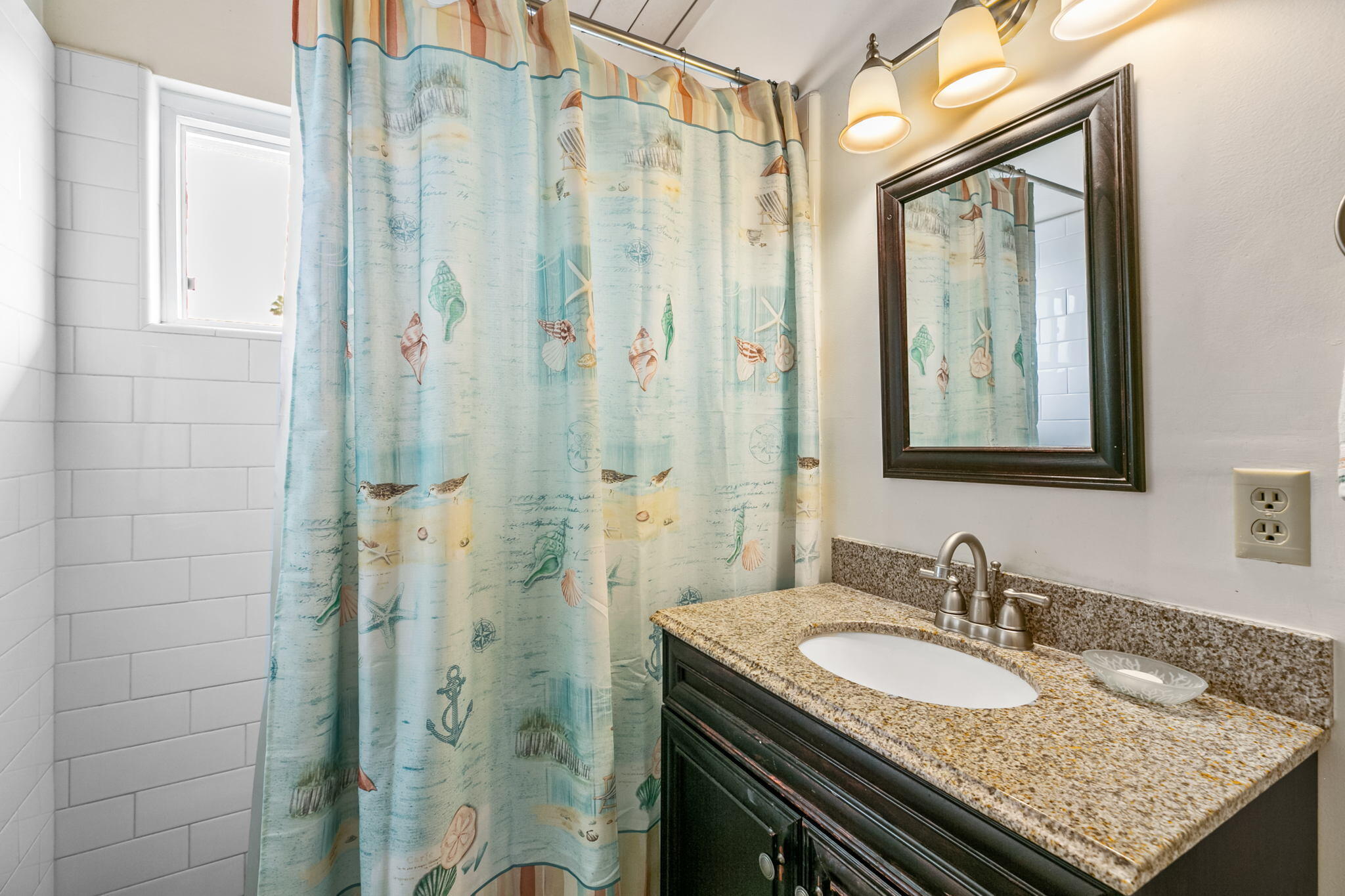 4950 Sandyland Road, Unit 224 Carpinteria, CA 93013 - Photo 11 of 27 full bath