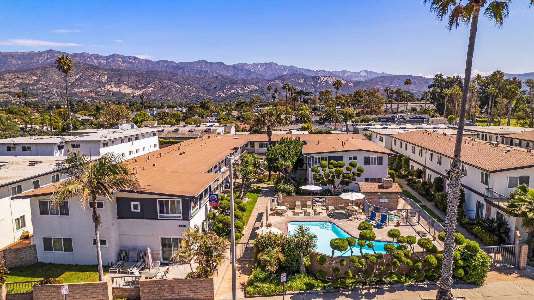 4950 Sandyland Road, Unit 224 Carpinteria, CA 93013 - Photo 18 of 27 aerial of front