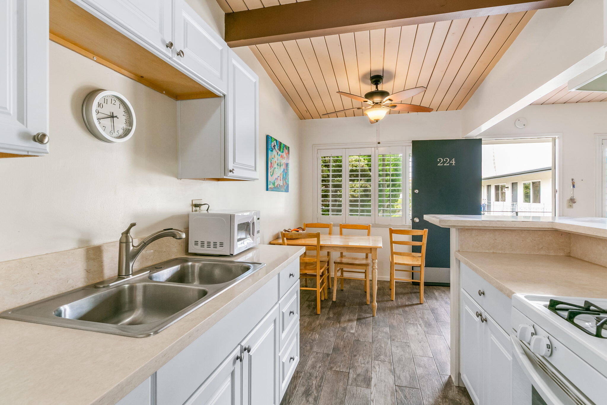 kitchen + dining