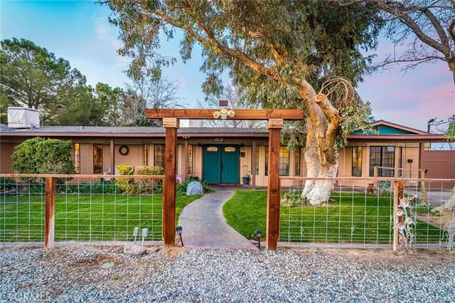 $649,900 | 1821 Columbia Way, Lancaster, CA 93534