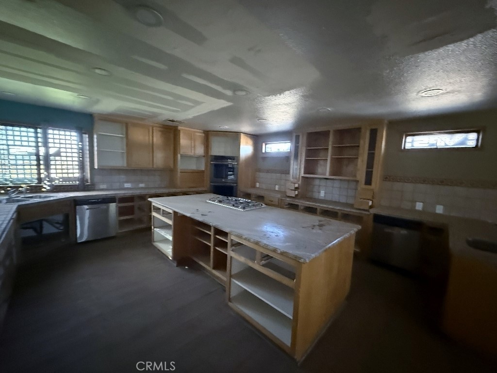 1821 Columbia Way Lancaster, CA 93534 - Photo 12 of 33