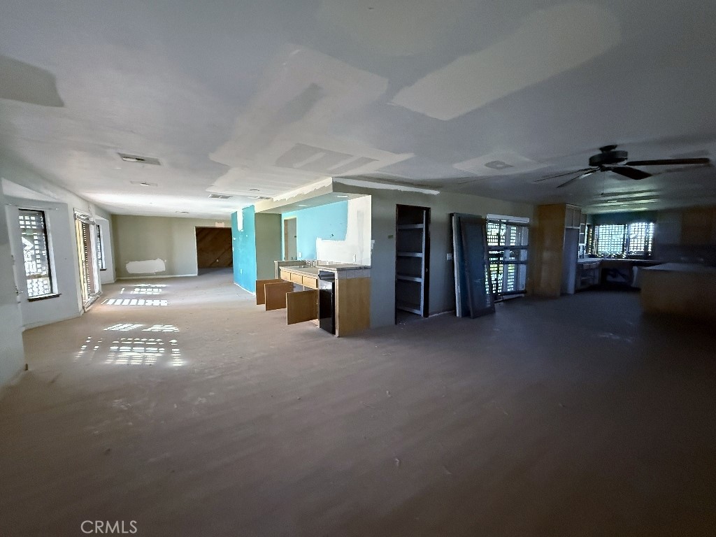 1821 Columbia Way Lancaster, CA 93534 - Photo 13 of 33