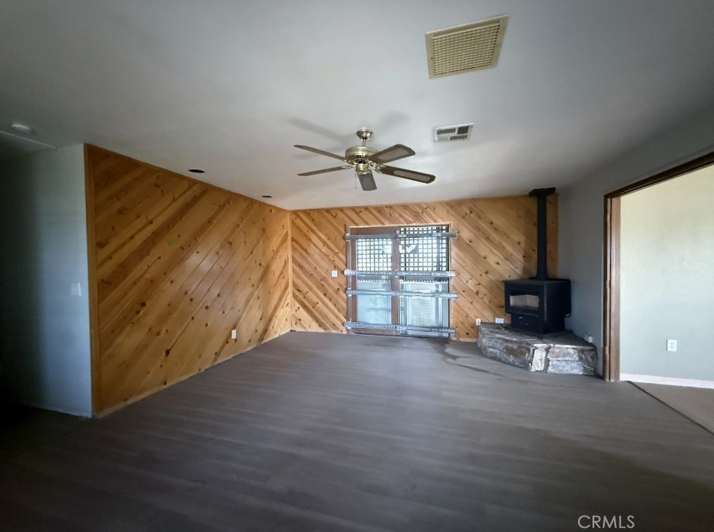 1821 Columbia Way Lancaster, CA 93534 - Photo 10 of 33