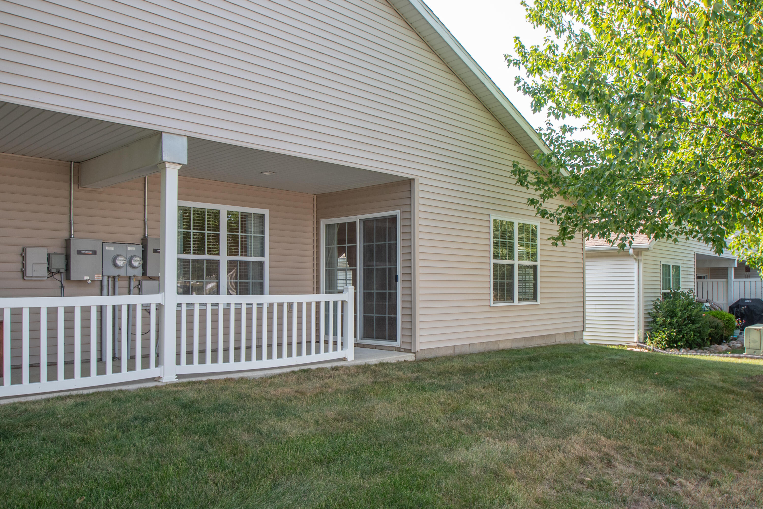 10677 Keystone Lane Crown Point, IN 46307 - Photo 26 of 33 a front view of a house with garden