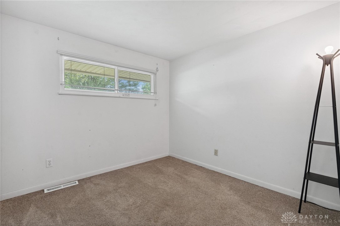 829 East Stroop Road Kettering, OH 45429 - Photo 13 of 24 Gallery Image 13