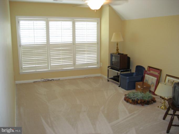 2635 Mill Race Road Frederick, MD 21701 - Photo 26 of 30 Bedroom