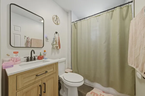 $489,000 | 2420 South Sawyer Avenue, Chicago, IL 60623