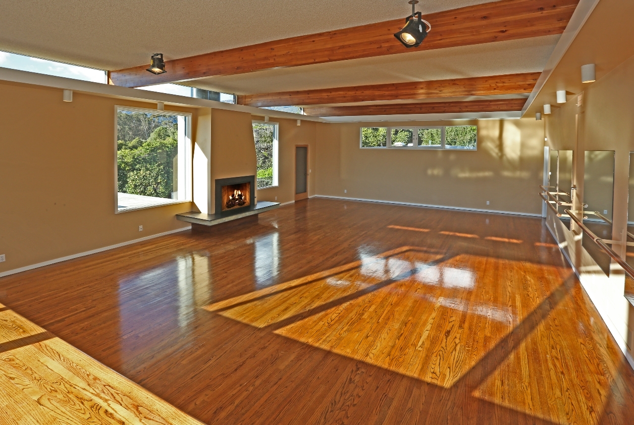 348 Woodley Road Santa Barbara, CA 93108 - Photo 15 of 21 Ballroom